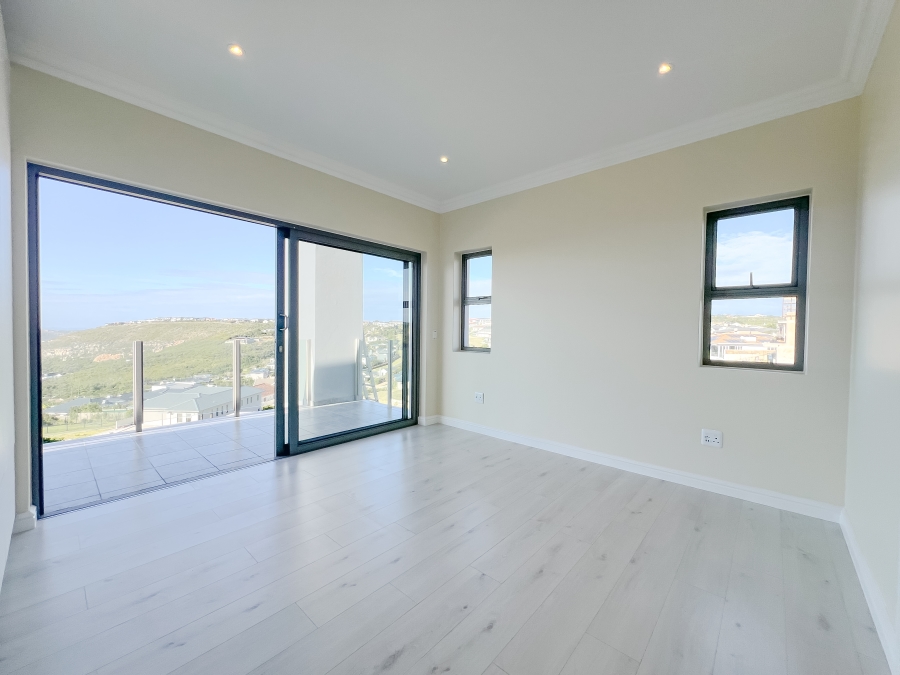 3 Bedroom Property for Sale in Robberg Ridge Western Cape